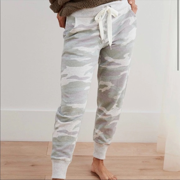 women's camo joggers sweatpants